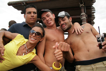 FOTO (379315)