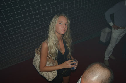FOTO (388124)
