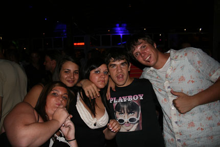 FOTO (353802)