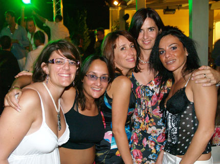 FOTO (345213)
