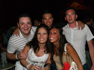 FOTO (257615)