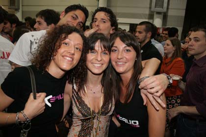 FOTO (182201)