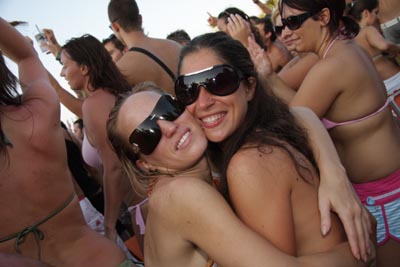 FOTO (234705)