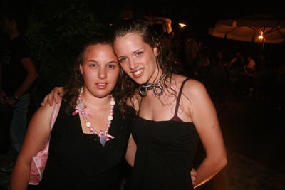 FOTO (225312)