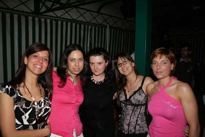 FOTO (173308)