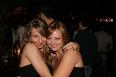 FOTO (500212)