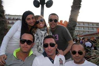 FOTO (487812)