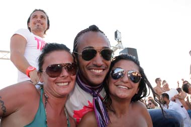 FOTO (548803)