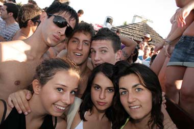 FOTO (548804)