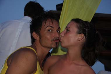 FOTO (570819)