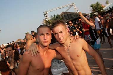 FOTO (575302)