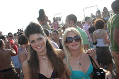 FOTO (530307)