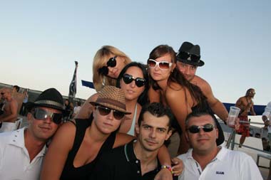 FOTO (596314)