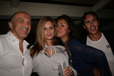FOTO (744610)