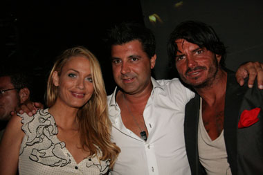 FOTO (778705)
