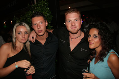 FOTO (784608)