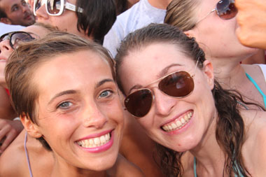 FOTO (951604)