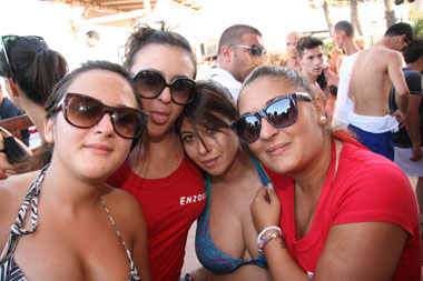 FOTO (971213)