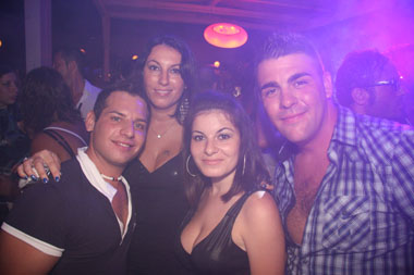 FOTO (976715)