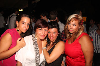 FOTO (934013)