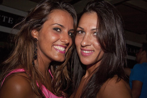 FOTO (120009)