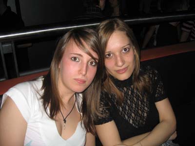 FOTO (702)