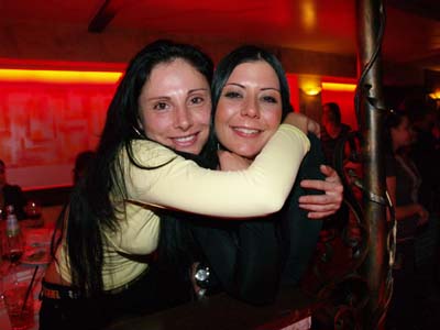 FOTO (200004)