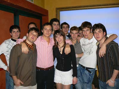 FOTO (104922)