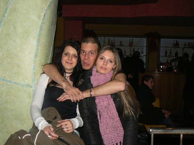 FOTO (128922)