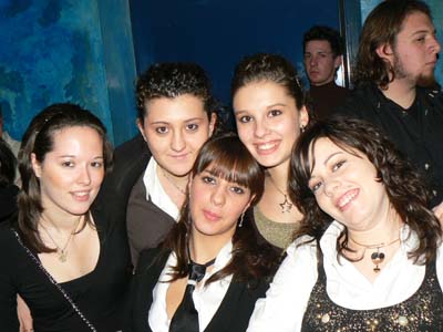 FOTO (136222)