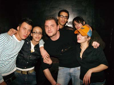 FOTO (183802)