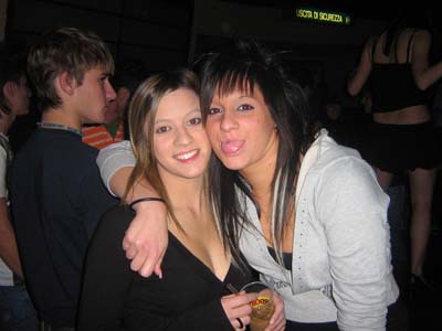 FOTO (69302)