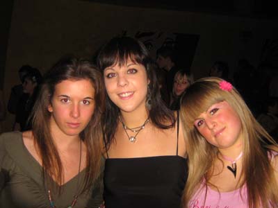 FOTO (78606)