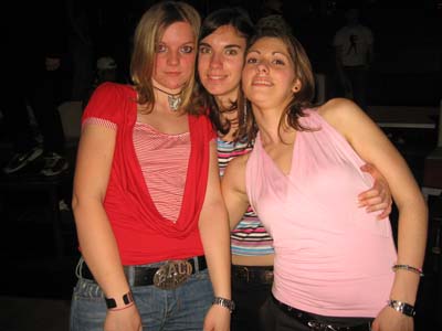 FOTO (234203)