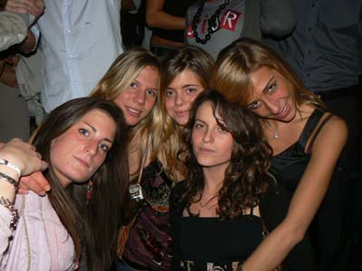 FOTO (88601)