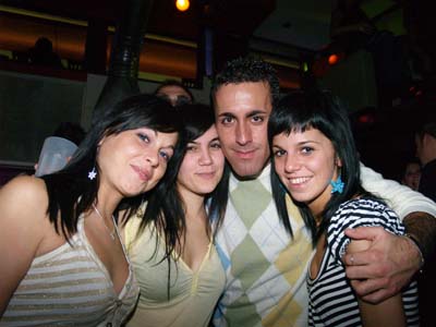 FOTO (173917)