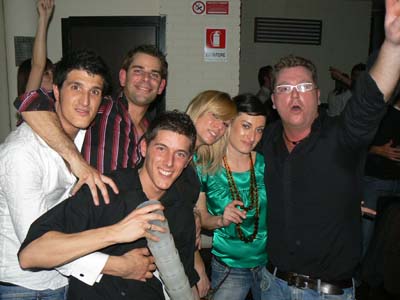 FOTO (235708)