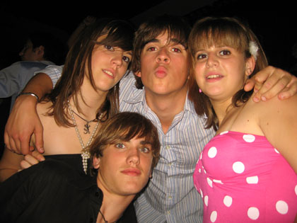 FOTO (418702)