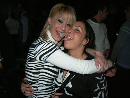 FOTO (365418)