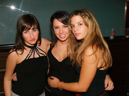 FOTO (407801)