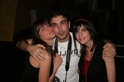 FOTO (453001)