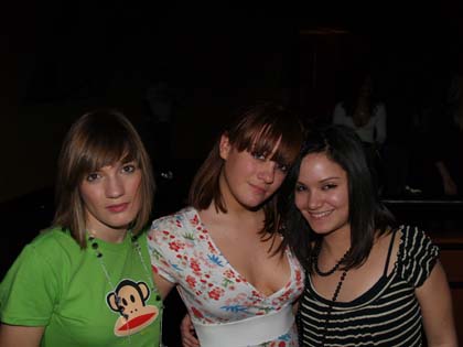 FOTO (391113)