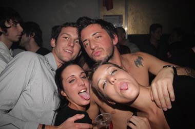FOTO (342008)