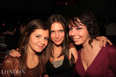 FOTO (320211)