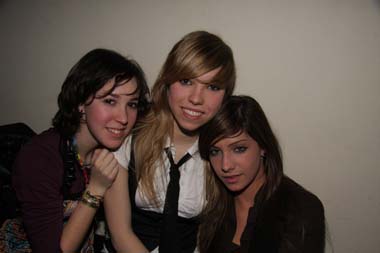 FOTO (420202)