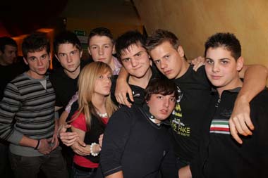 FOTO (336117)