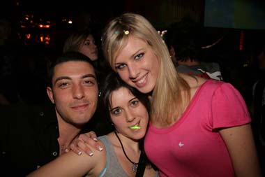 FOTO (414112)