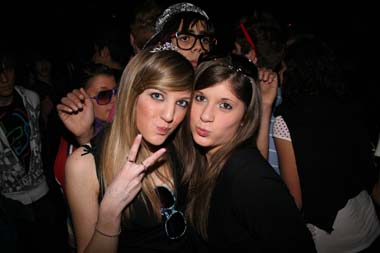 FOTO (442311)