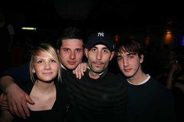 FOTO (443001)