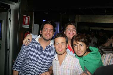 FOTO (333617)